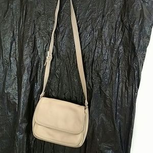 Cream, leather shoulder bag